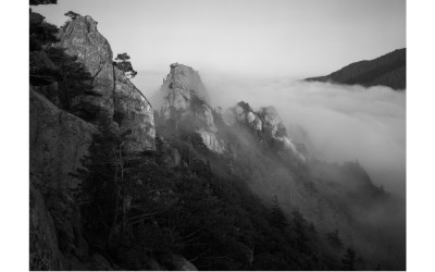 설악산 암봉과 운해(설악산)