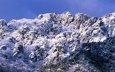 대둔산의 설경