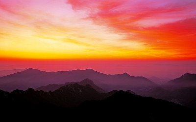 계룡산 삼불봉의 여명