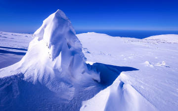 해발 1650미터 둘째오름 기슭에서-