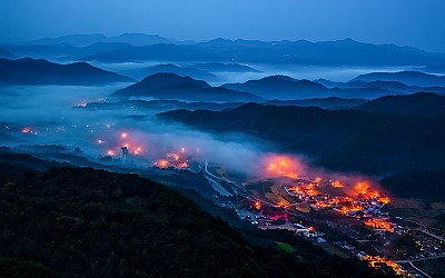 상의마을의 새벽-주왕산