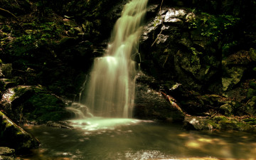 지리산 햇살 가득한 선유폭포