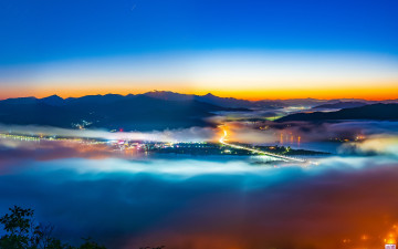 예빈산에서 두물머리 여명과 운해