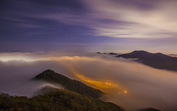 출렁이는 구름물결