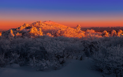 향적봉의 아침 빛