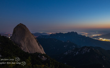 어제 북한산 여명